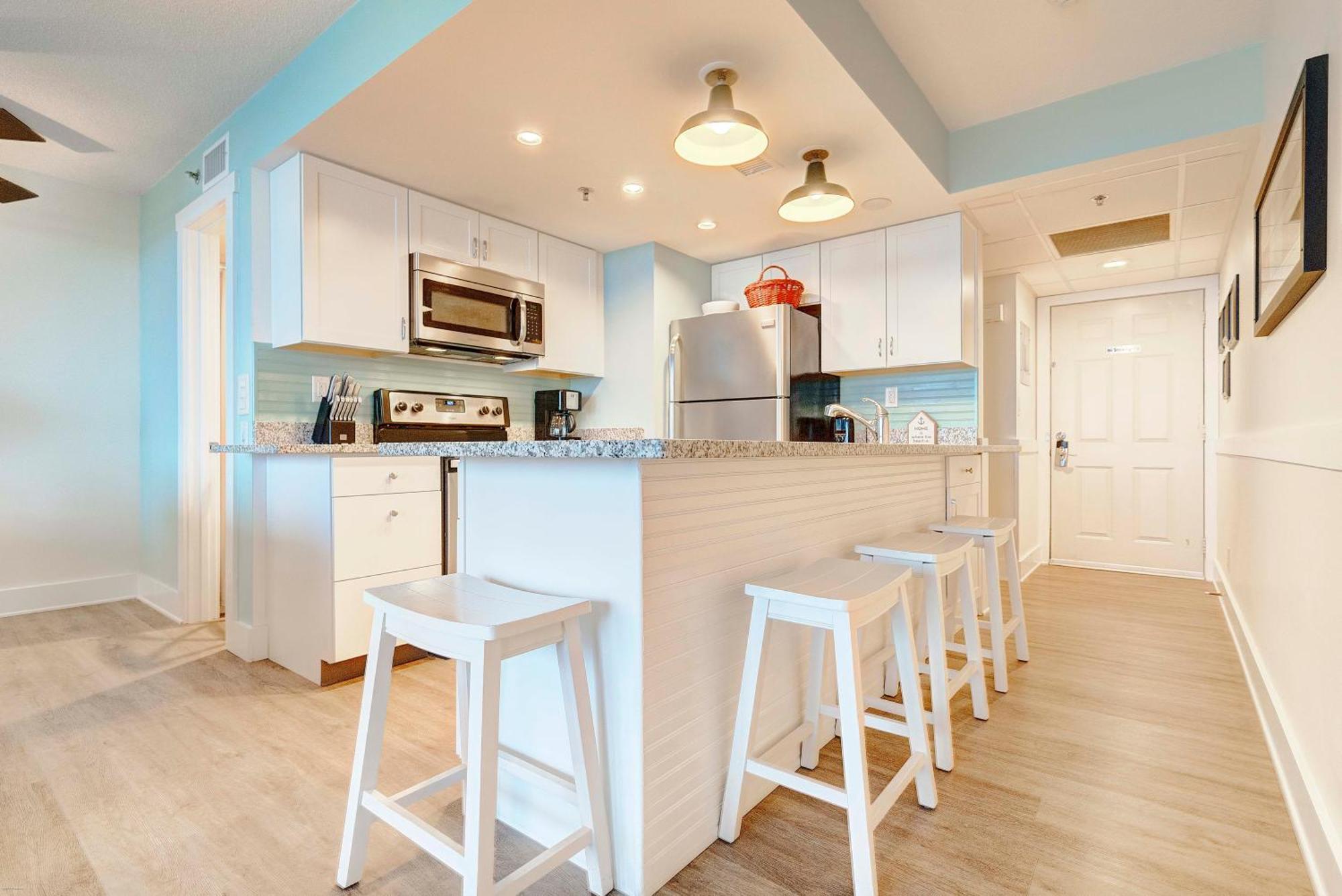 Apartment Sunbird Resort! Ground-floor Renovated Condo! Free Chairs! By Dolce Getaways Pcb *