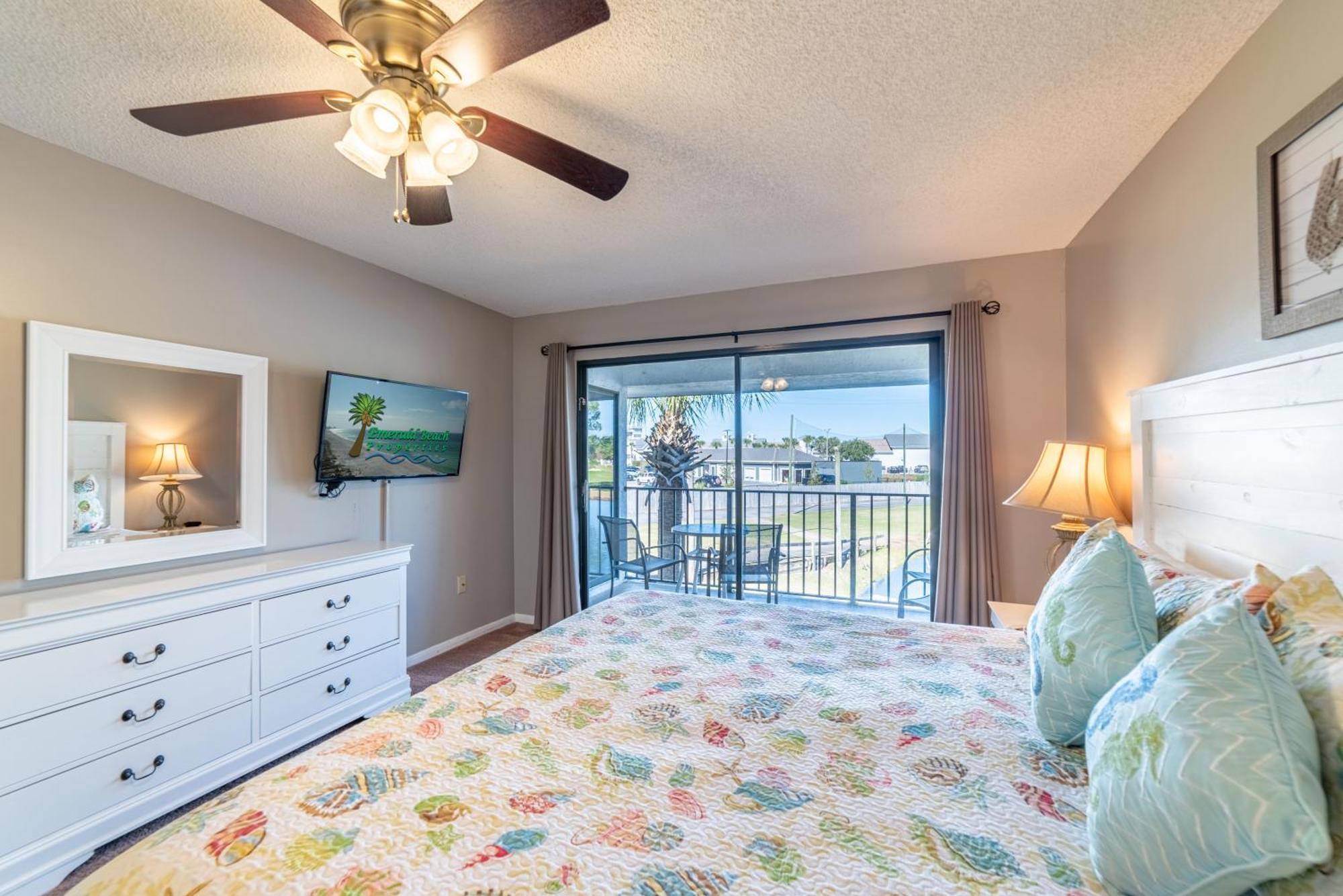 Holiday home Edgewater 907 'flamingo Sunset' Panama City Beach