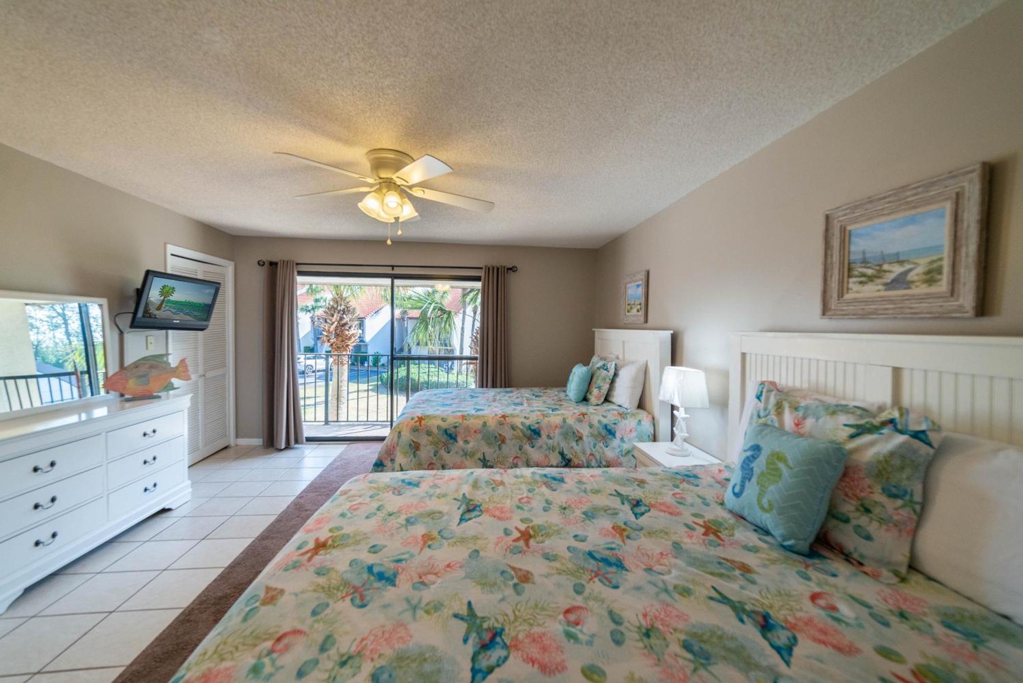 Holiday home Edgewater 907 'flamingo Sunset'