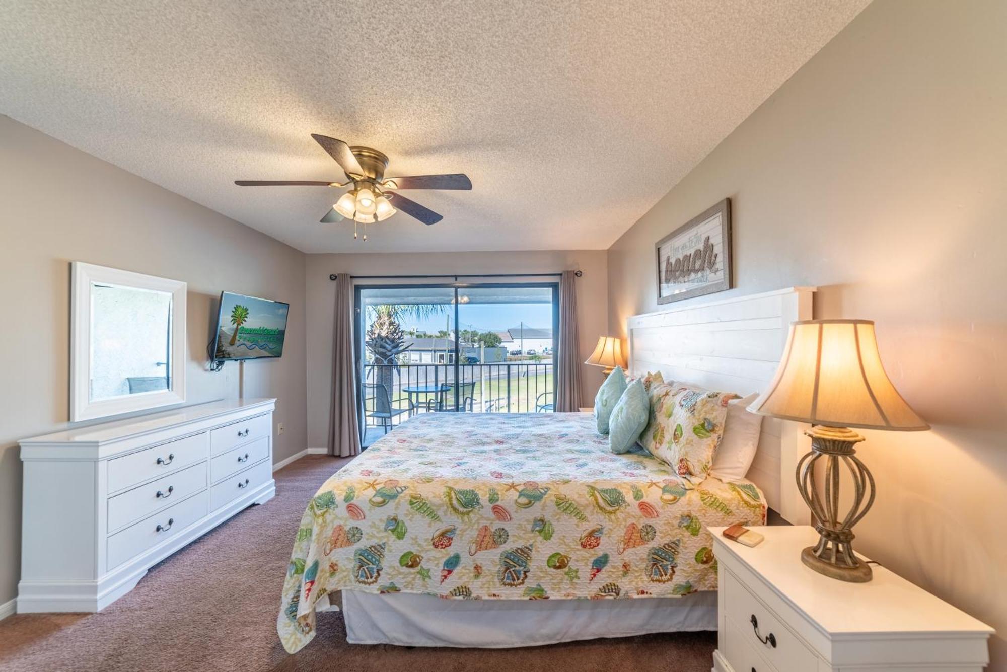 Edgewater 907 'flamingo Sunset'