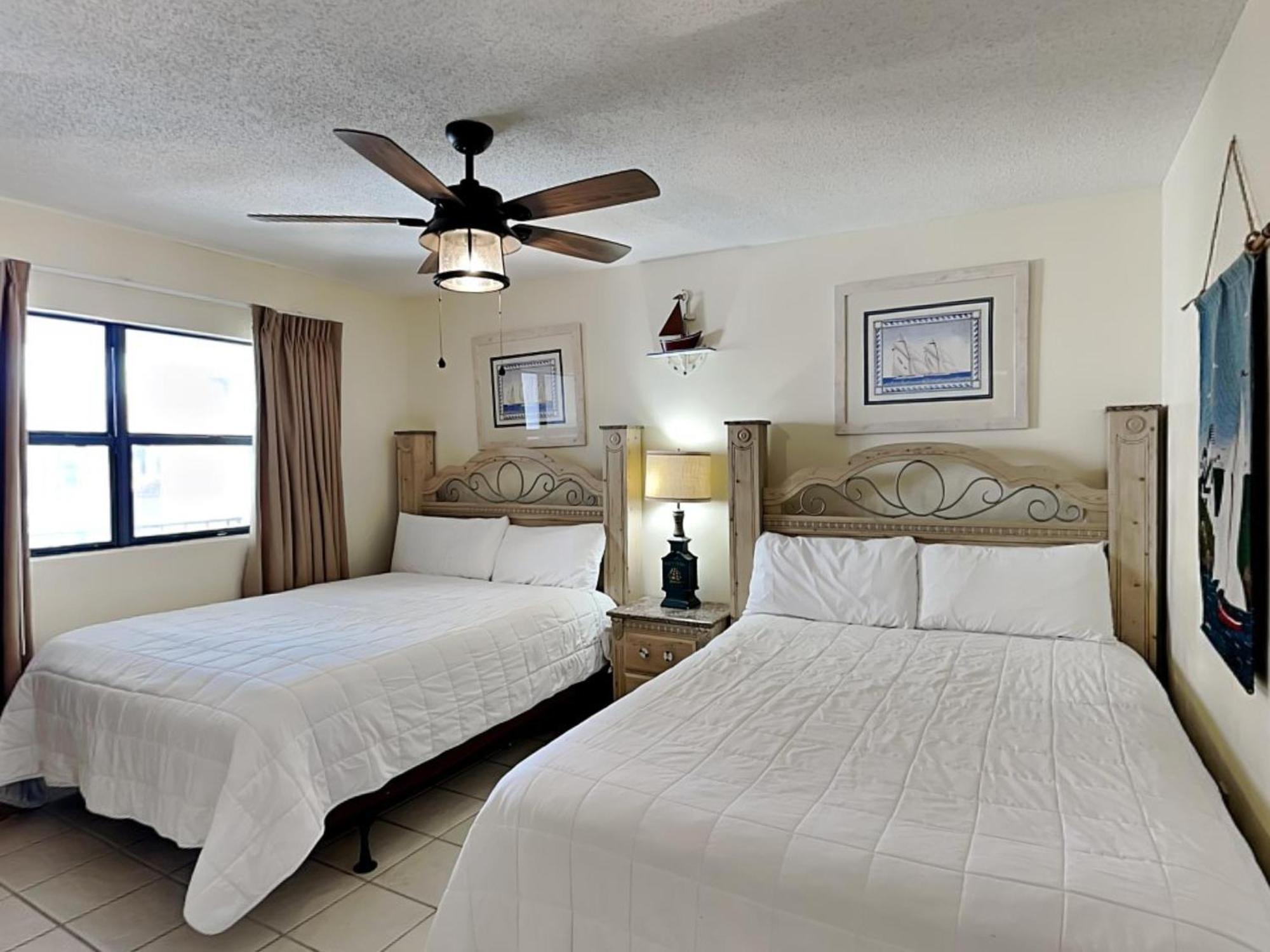 Edgewater 816