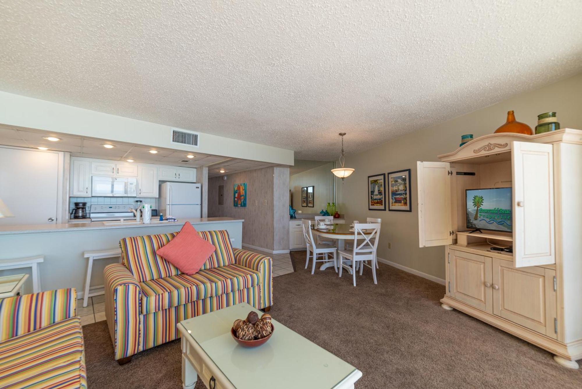 Edgewater 2-0708 'coastal Waves Escape' Holiday home