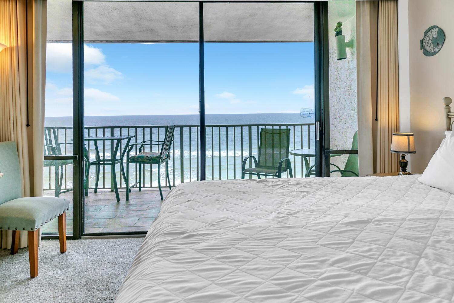 Windward 604 At Edgewater *