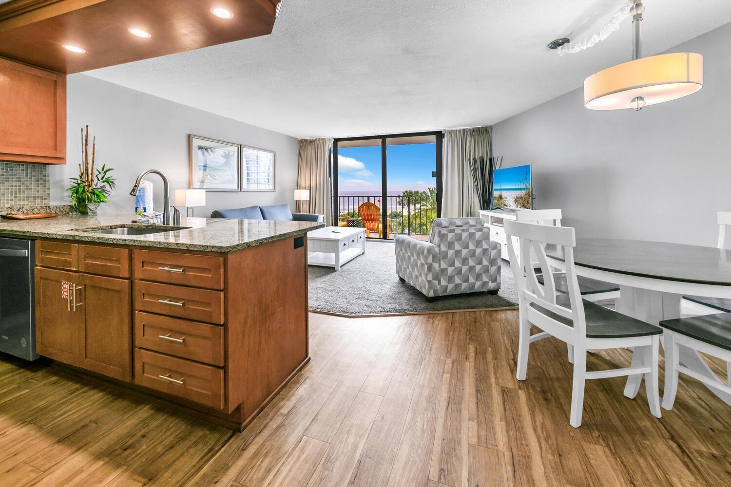 Holiday home Edgewater Tower 1-305 *