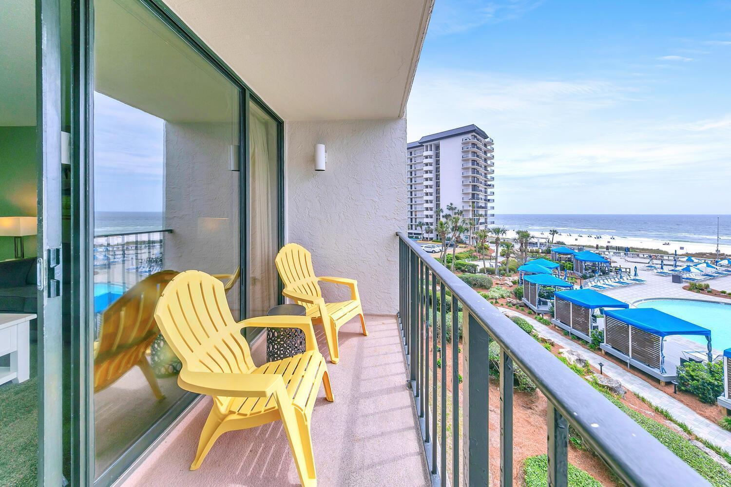 Edgewater Tower 1-305 Holiday home