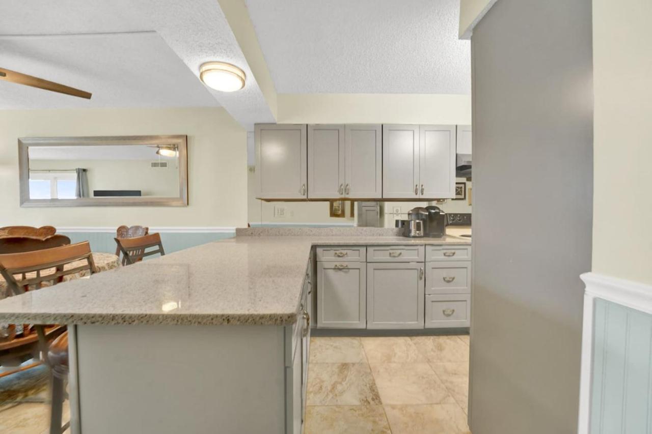 Regency Towers 404 Holiday home