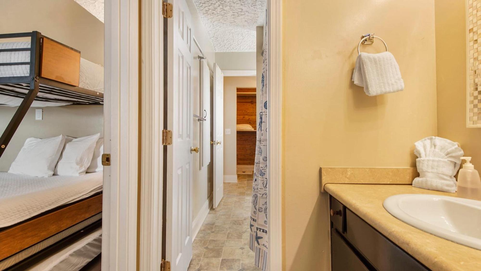 Holiday home Beachlife Unit Abc Getaway Sleeps 34 Panama City Beach