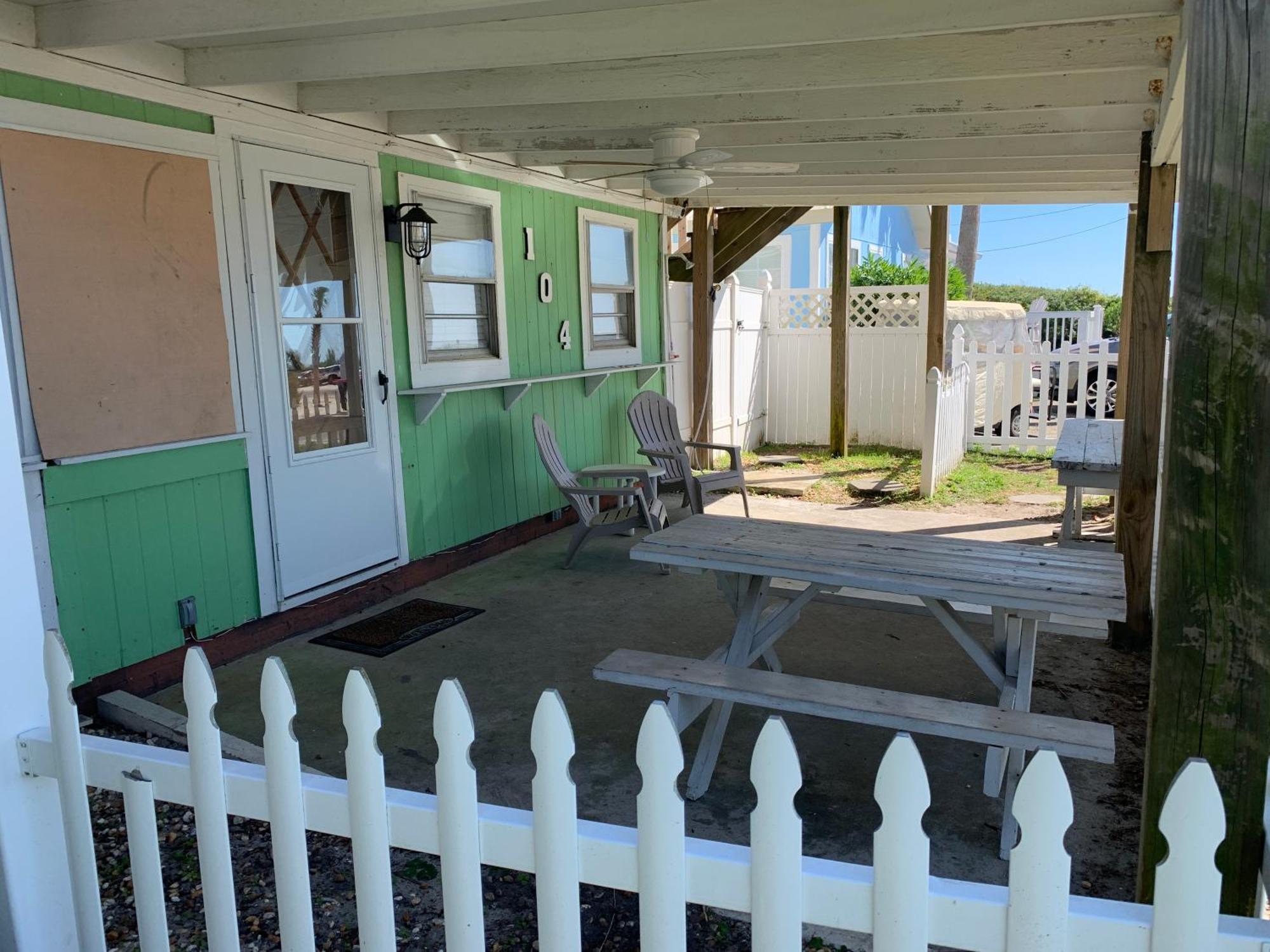 Key Lime - 1930's Steps From The * Panama City Beach