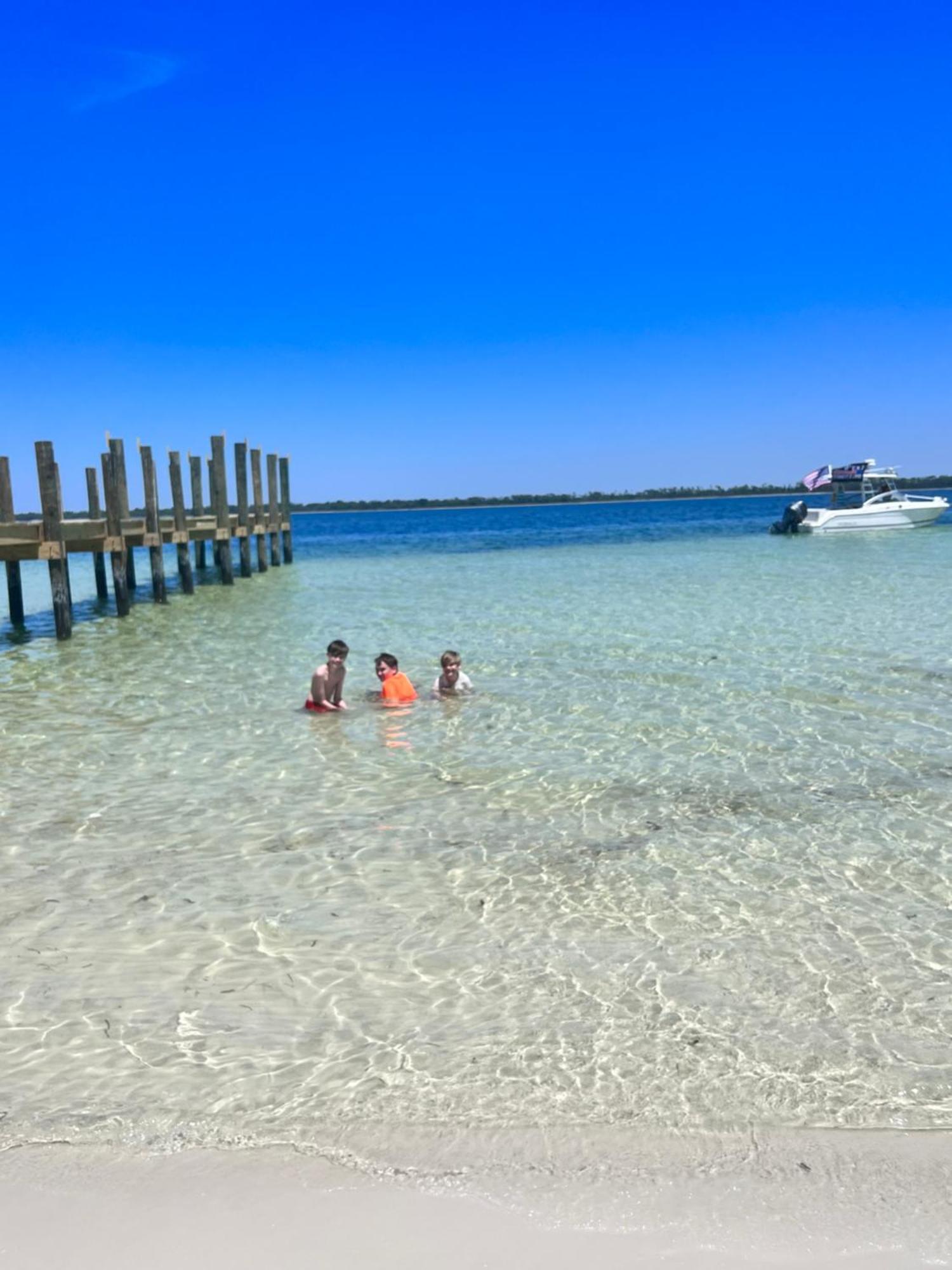 Solar Seas Pcb Laguna 3 Min Walk To Holiday home *