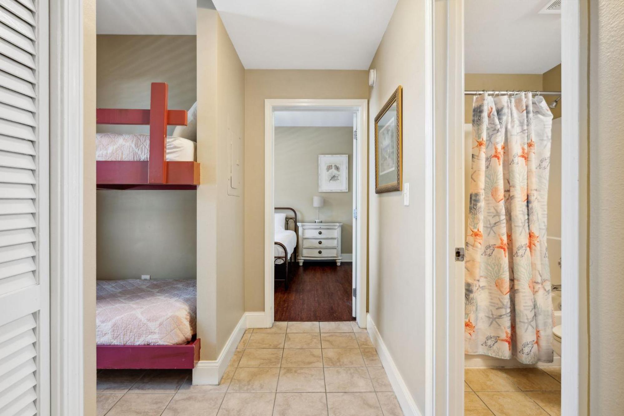 Laketown Wharf #1230 By Nautical Vacation Holiday home