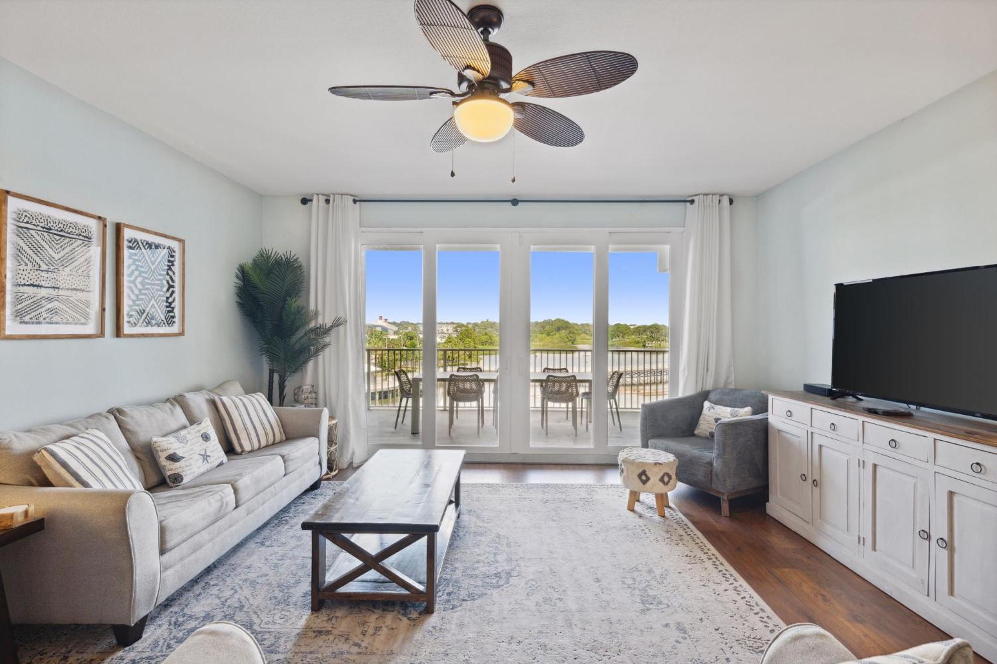 Laketown Wharf #333 By Nautical Holiday home