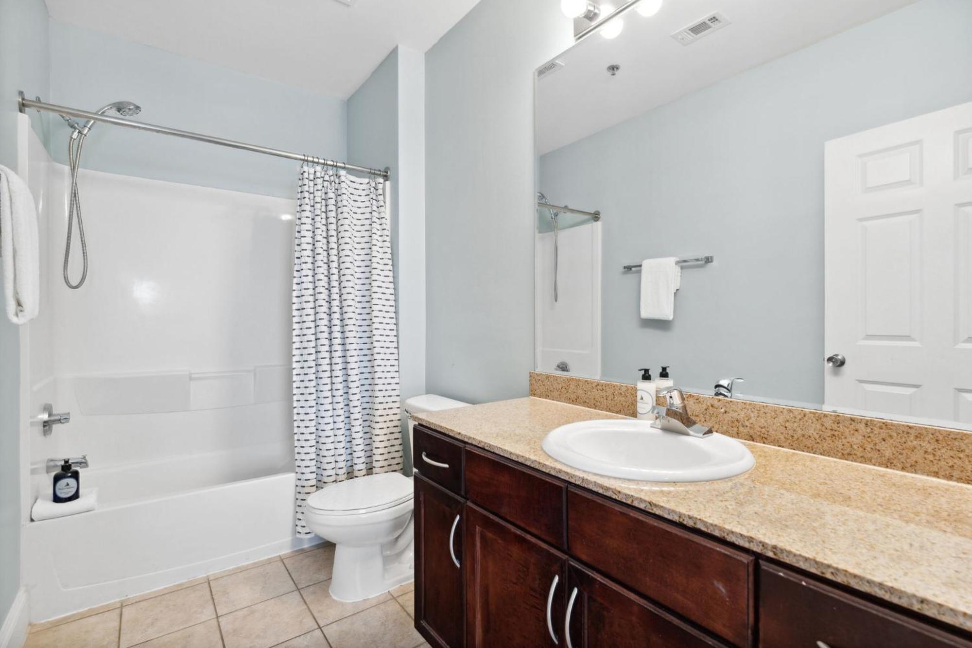 Laketown Wharf #2136 By Nautical Holiday home