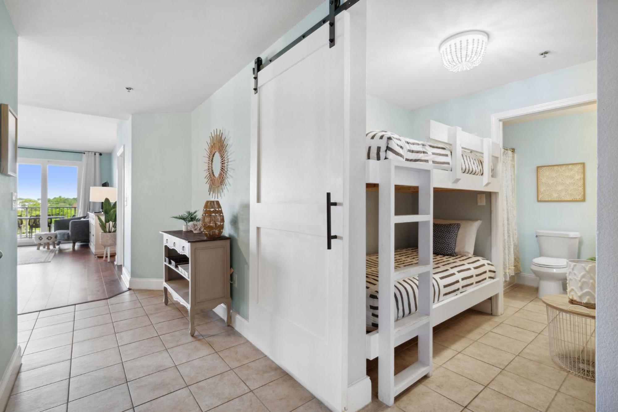Laketown Wharf #333 By Nautical Holiday home Panama City Beach