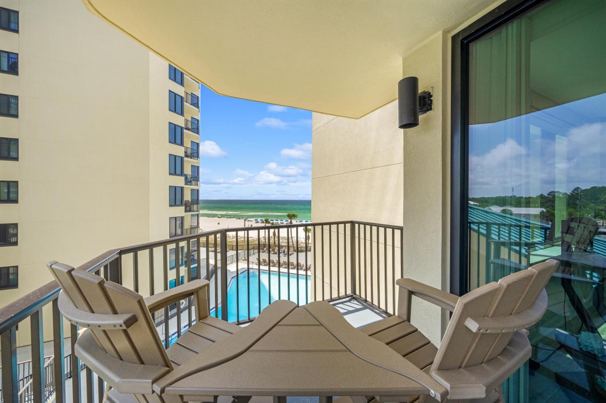 Newly Completely Renovated At Sunbird Resort! Free Chair And Umbrella Service! By Dolce Getaways! * Panama City Beach