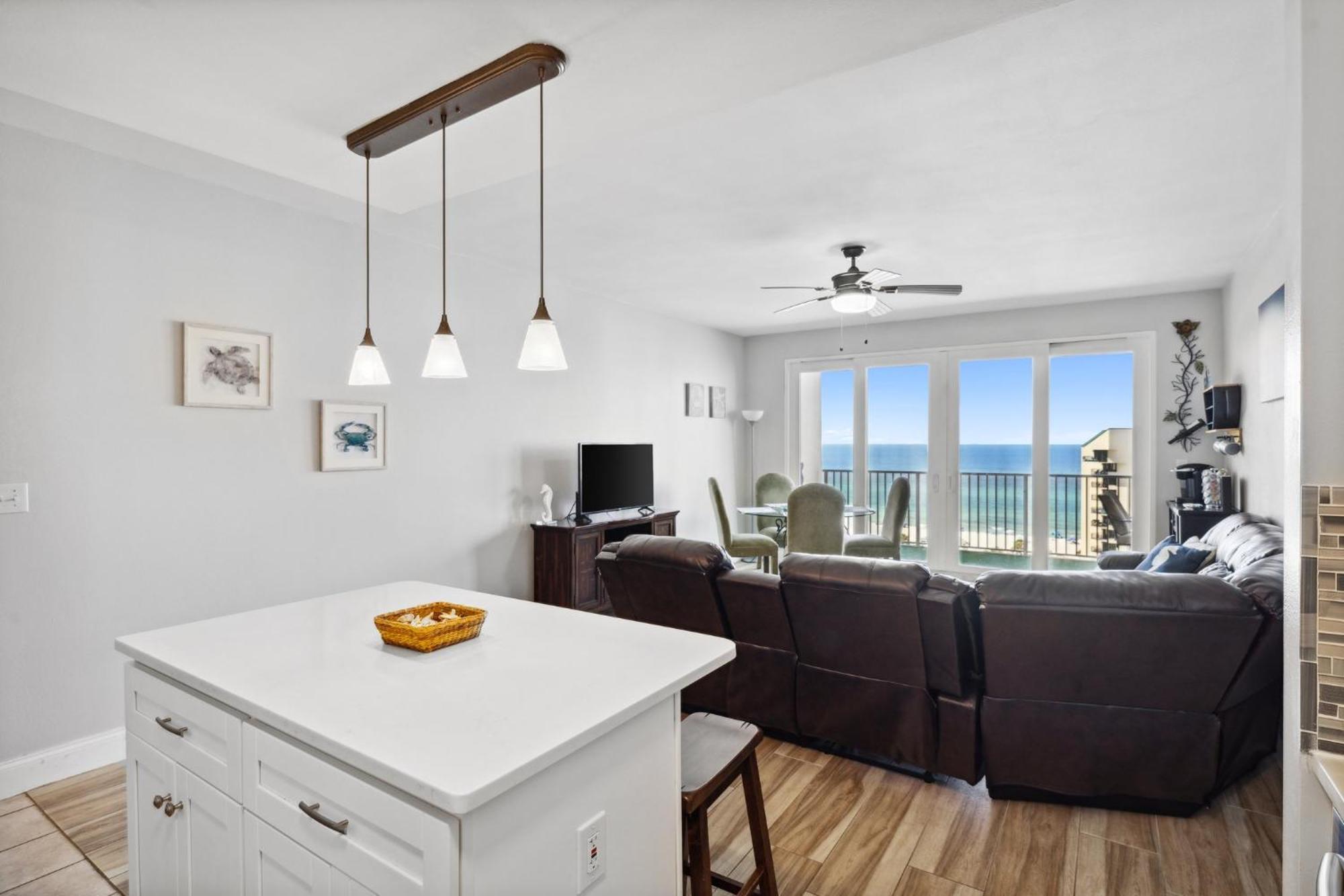 Laketown Wharf #1006 By Nautical