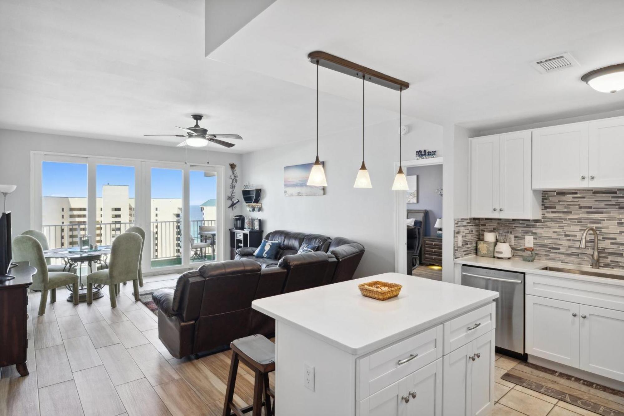 Laketown Wharf #1006 By Nautical