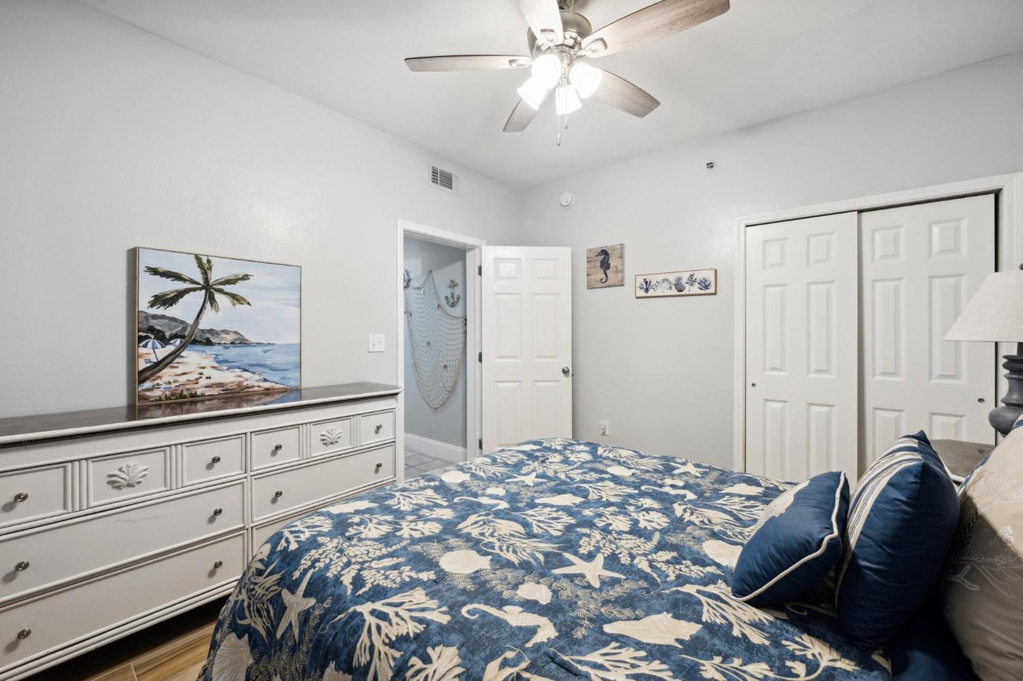 Laketown Wharf #1006 By Nautical Holiday home *
