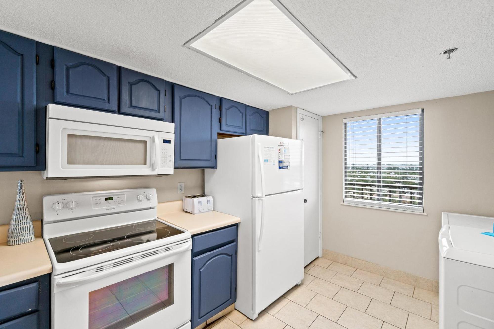 Holiday home Commodore #704 By Book That