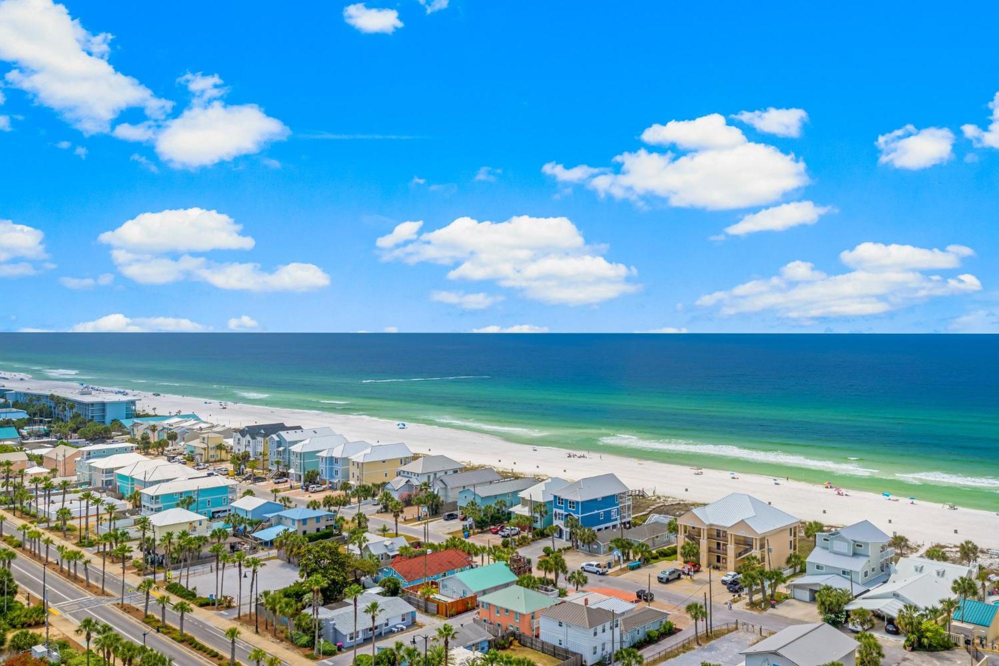 Laketown Wharf 1510 Apartment Panama City Beach