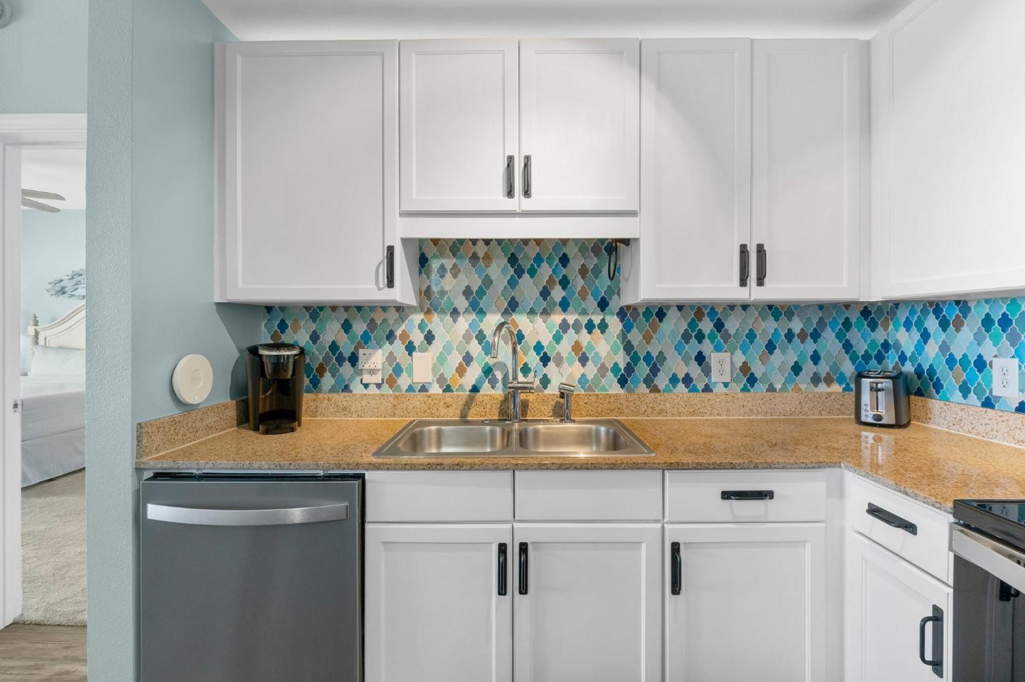 Apartment Laketown Wharf 1510