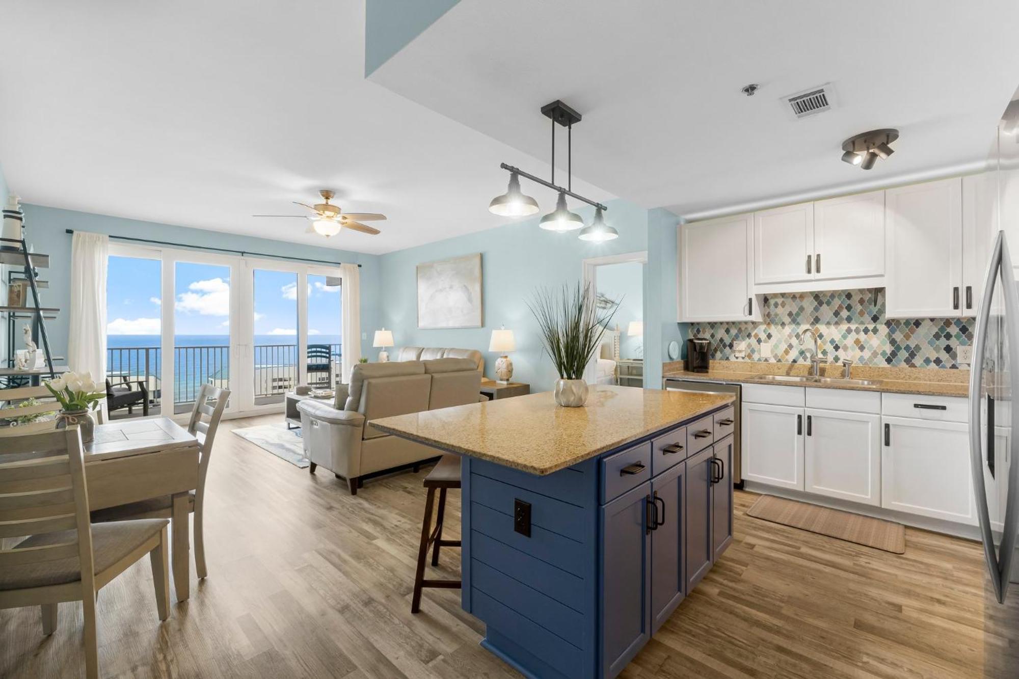 Laketown Wharf 1510 Apartment *