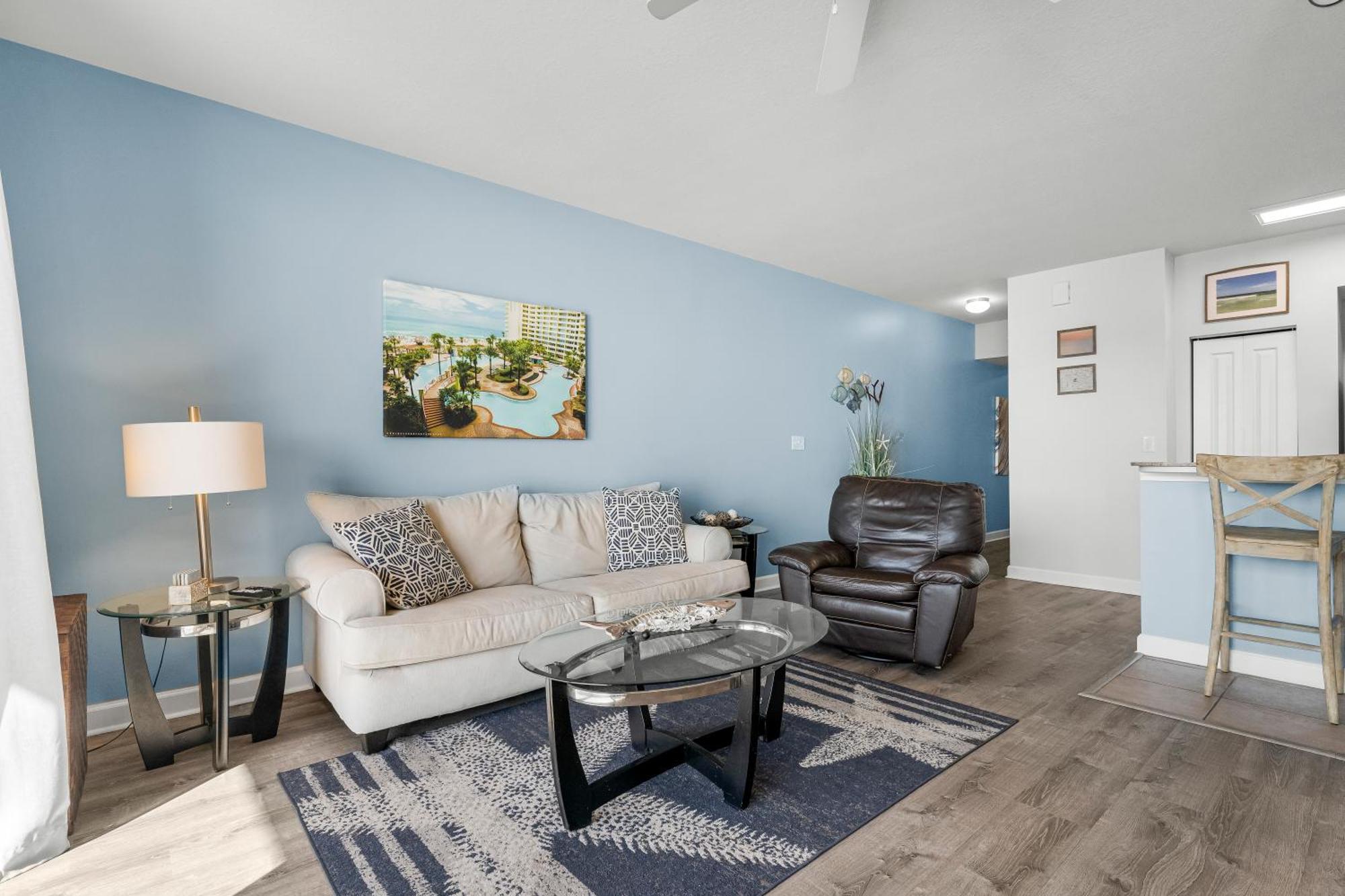 Stylish 1bd Beachfront With Amenities Galore! By Dolce Getaways! *