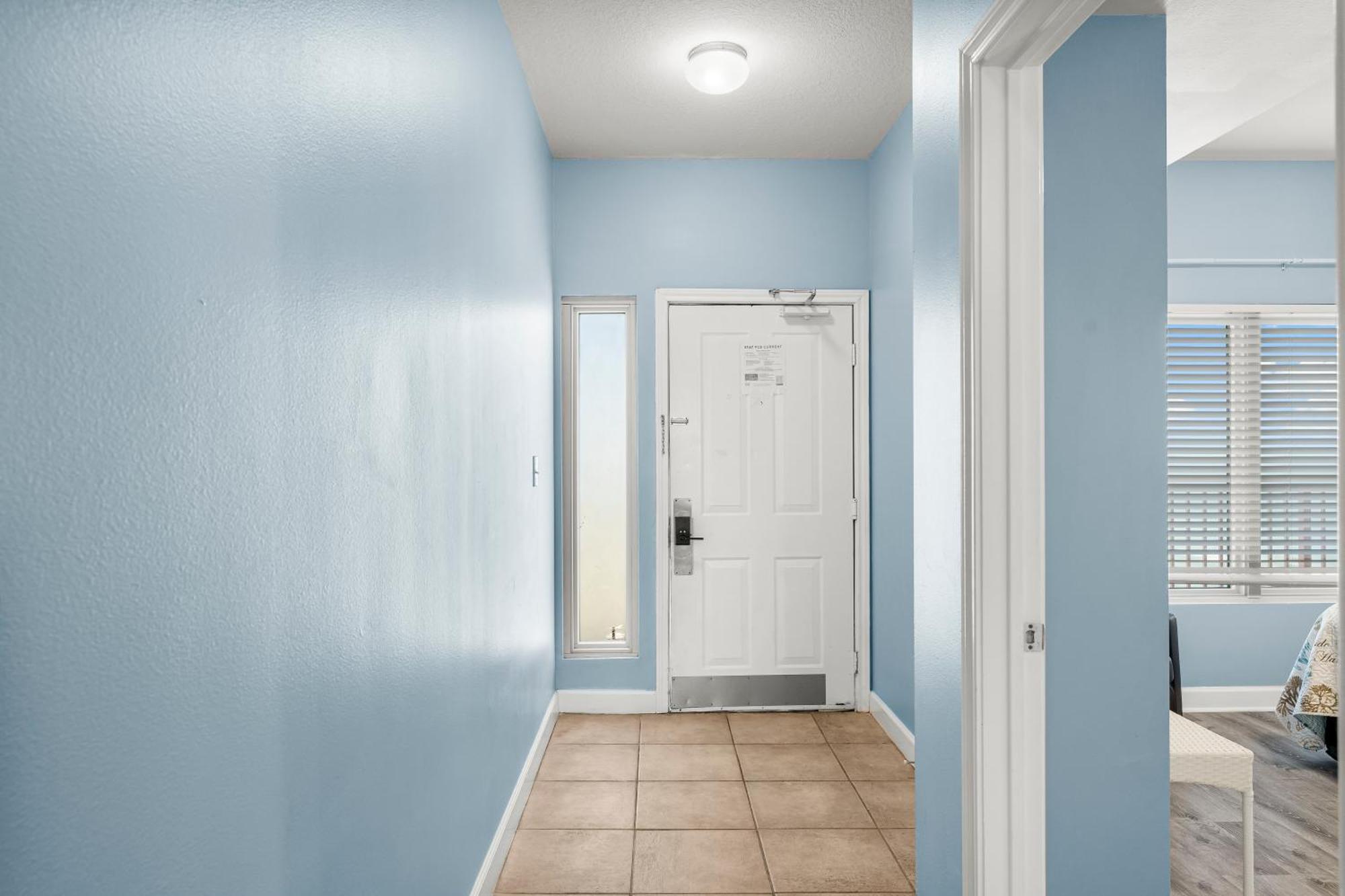Apartment Stylish 1bd Beachfront With Amenities Galore! By Dolce Getaways! Panama City Beach