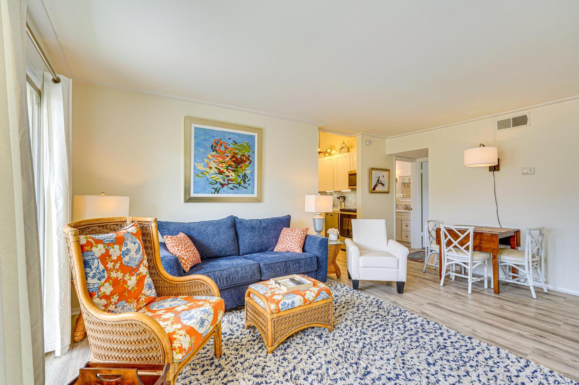 Pcb With Patio And Perks Walk To Beach! Apartment *