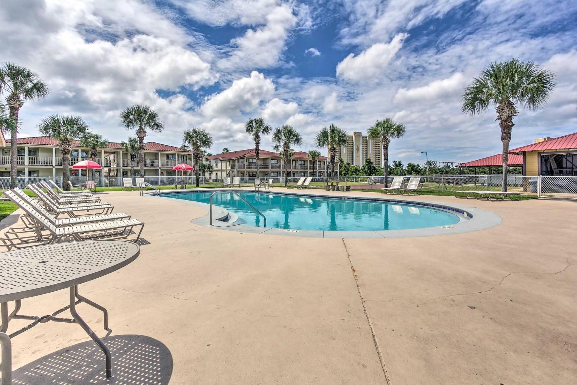 Pcb With Patio And Perks Walk To Beach! Panama City Beach