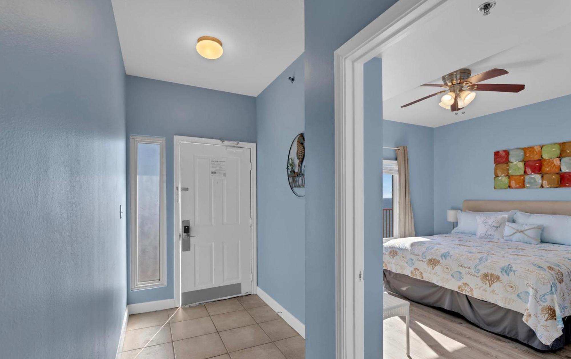 Stylish 1bd Beachfront With Amenities Galore! By Dolce Getaways! Apartment