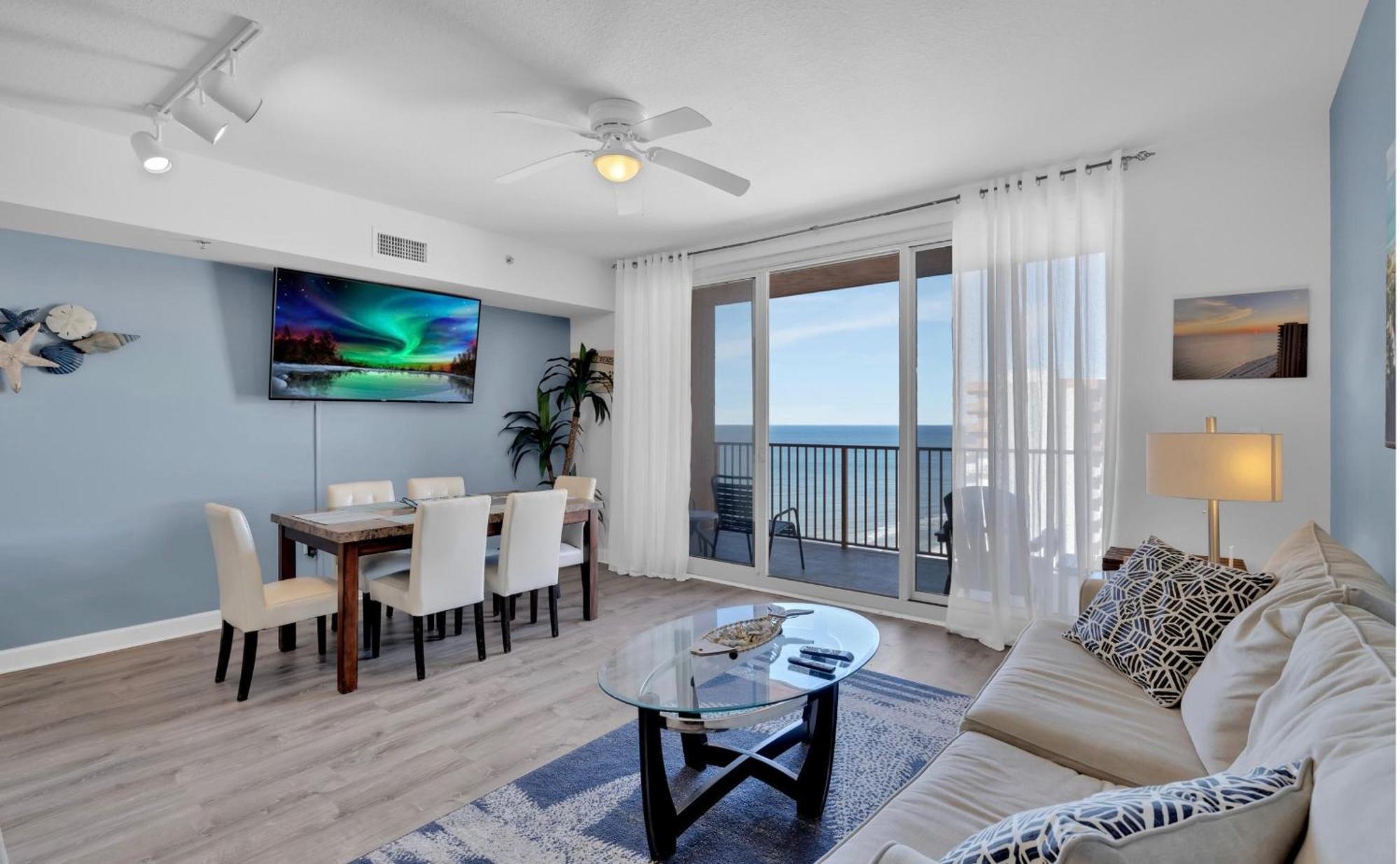 Stylish 1bd Beachfront With Amenities Galore! By Dolce Getaways! Apartment Panama City Beach