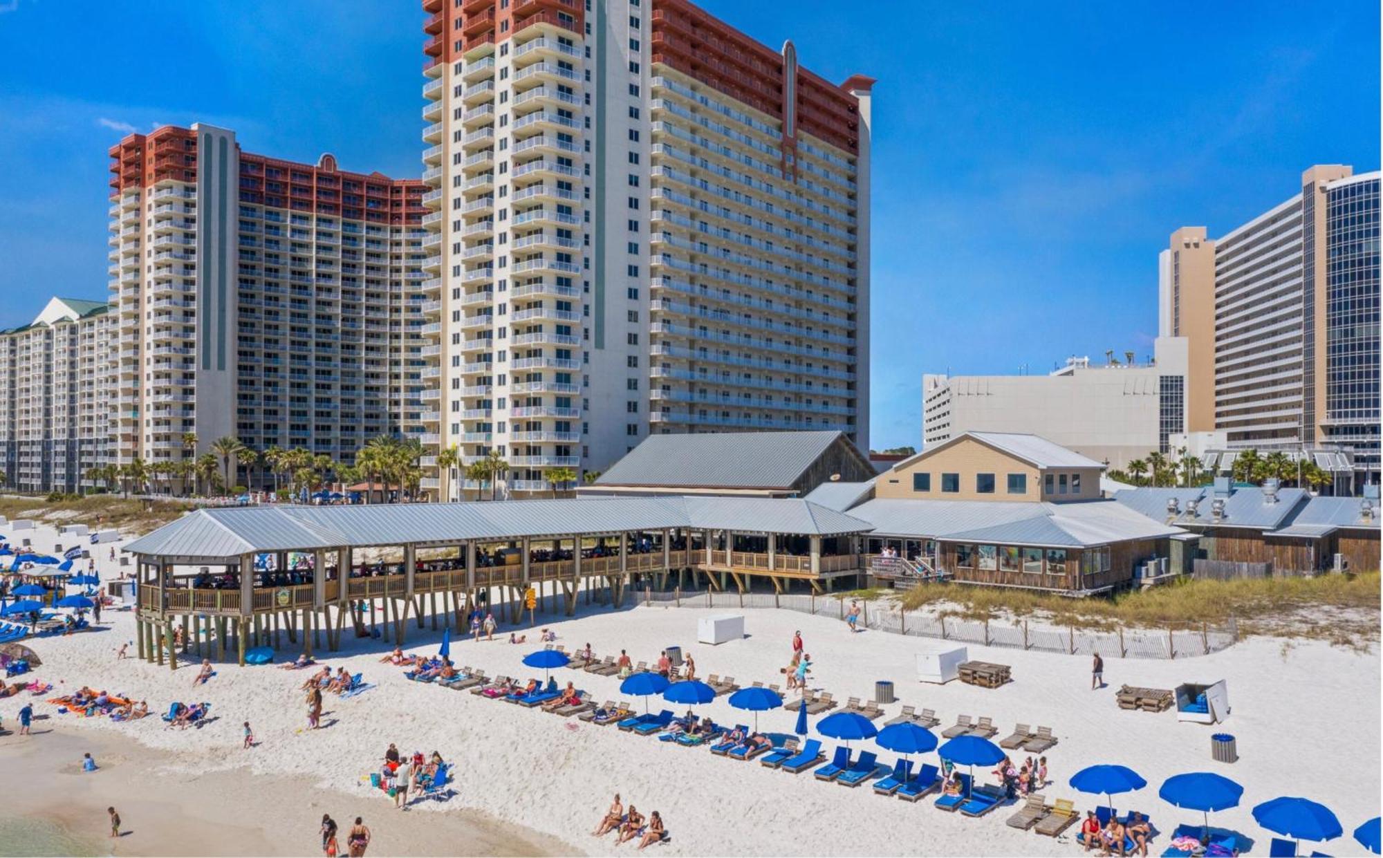 Stylish 1bd Beachfront With Amenities Galore! By Dolce Getaways! Apartment Panama City Beach