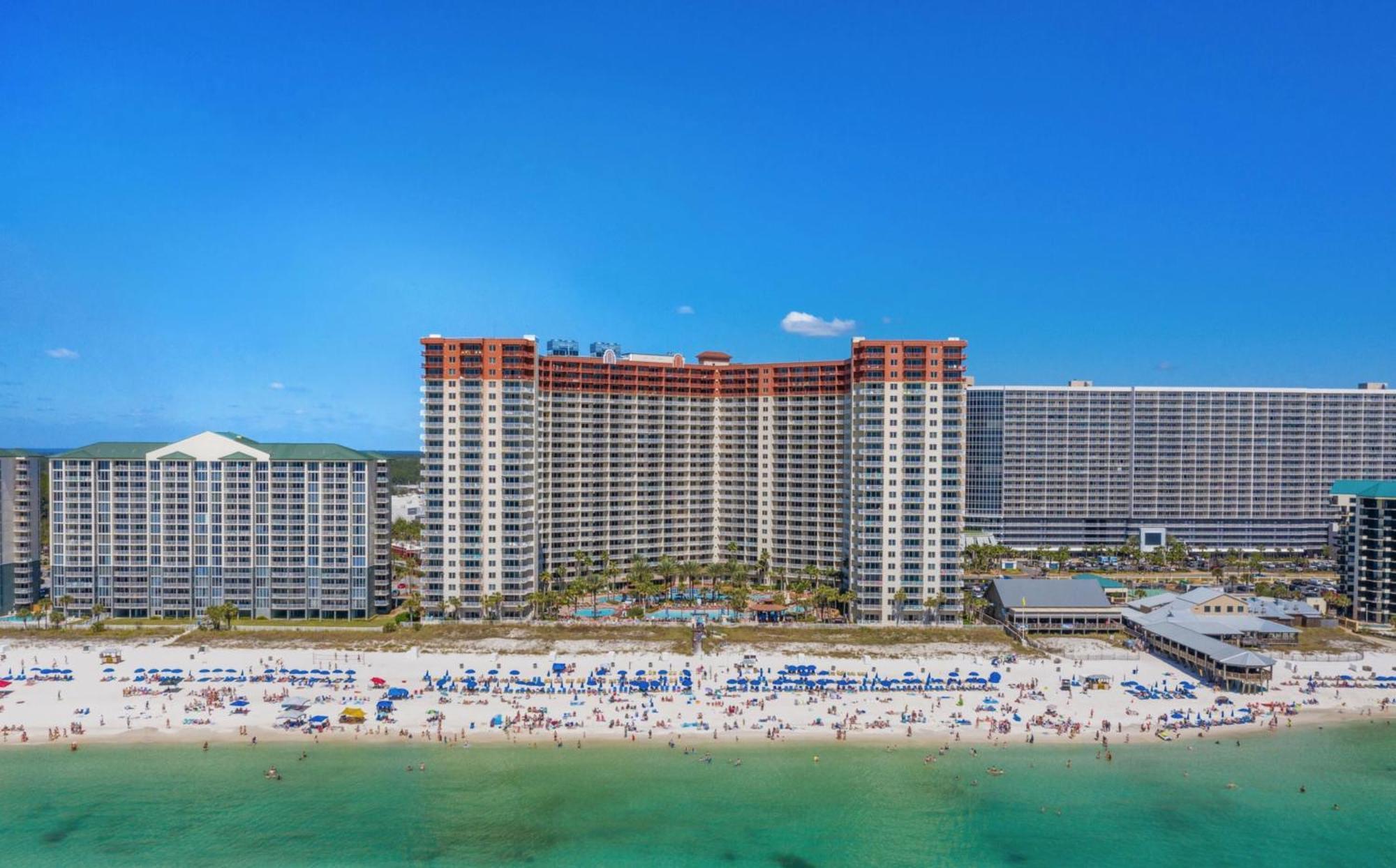 Stylish 1bd Beachfront With Amenities Galore! By Dolce Getaways! Apartment *