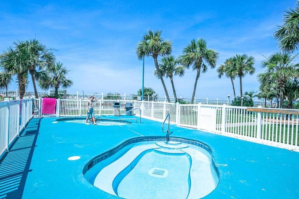 Oceanfront #629 At Summit Apartment