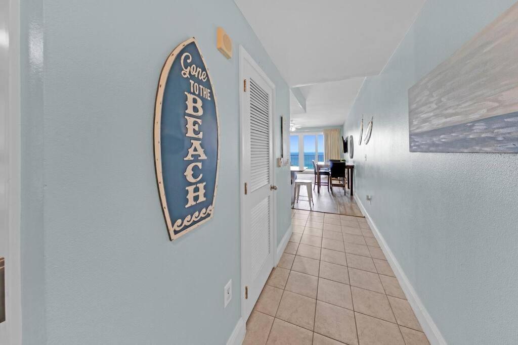 Apartment Gulfview #1809 At Laketown Wharf *
