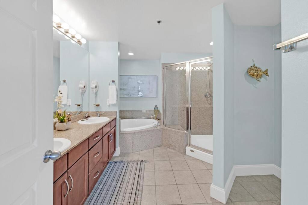 Gulfview #1809 At Laketown Wharf Panama City Beach