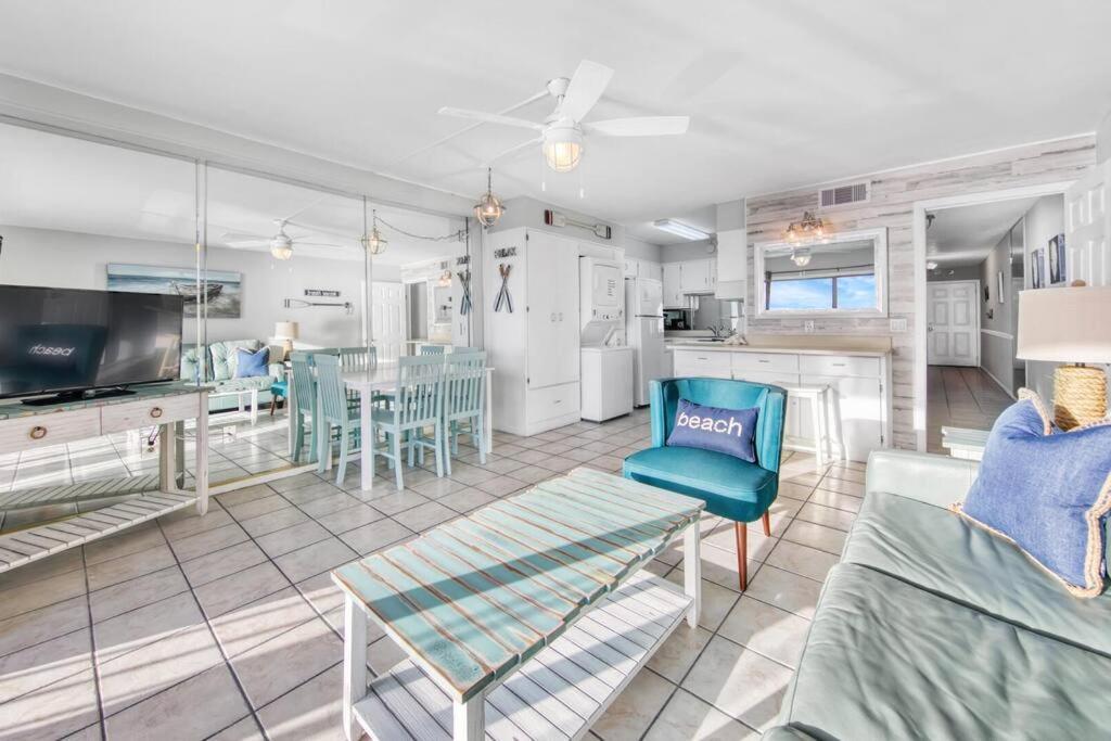 Apartment Oceanfront #1320 At Summit Panama City Beach