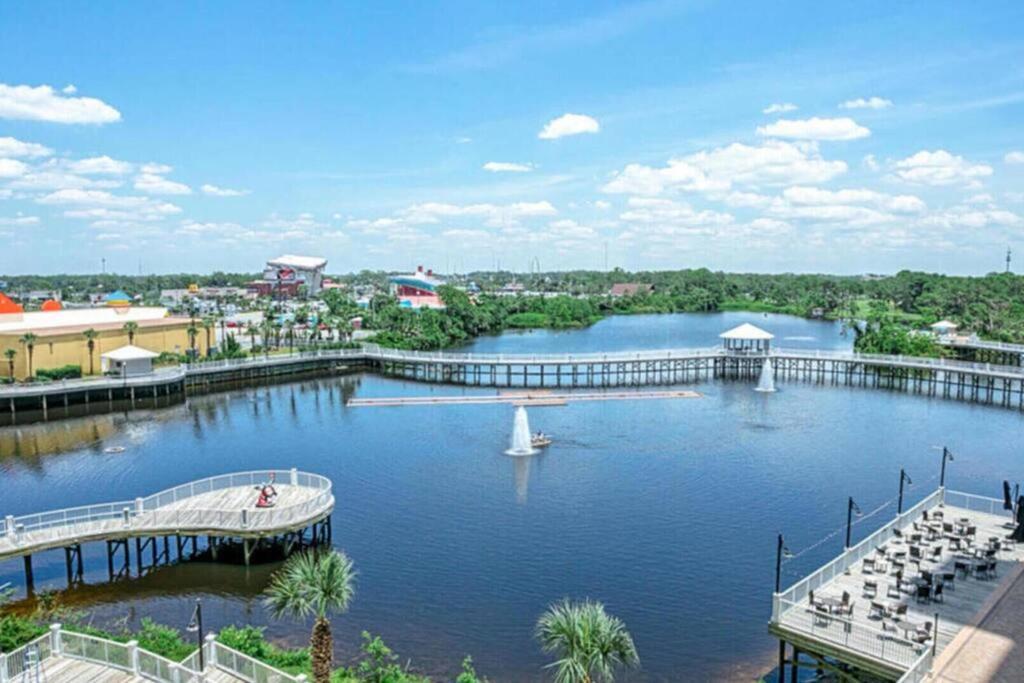 Apartment Gulfview #1809 At Laketown Wharf Panama City Beach