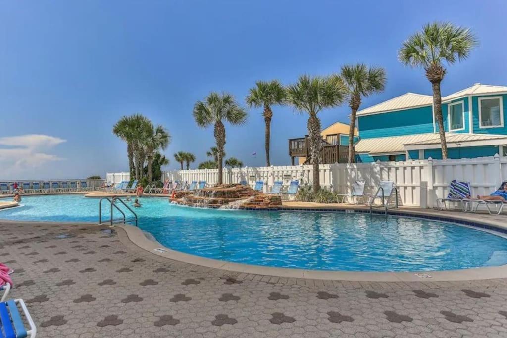 Beachfront #607 At Majestic Apartment *