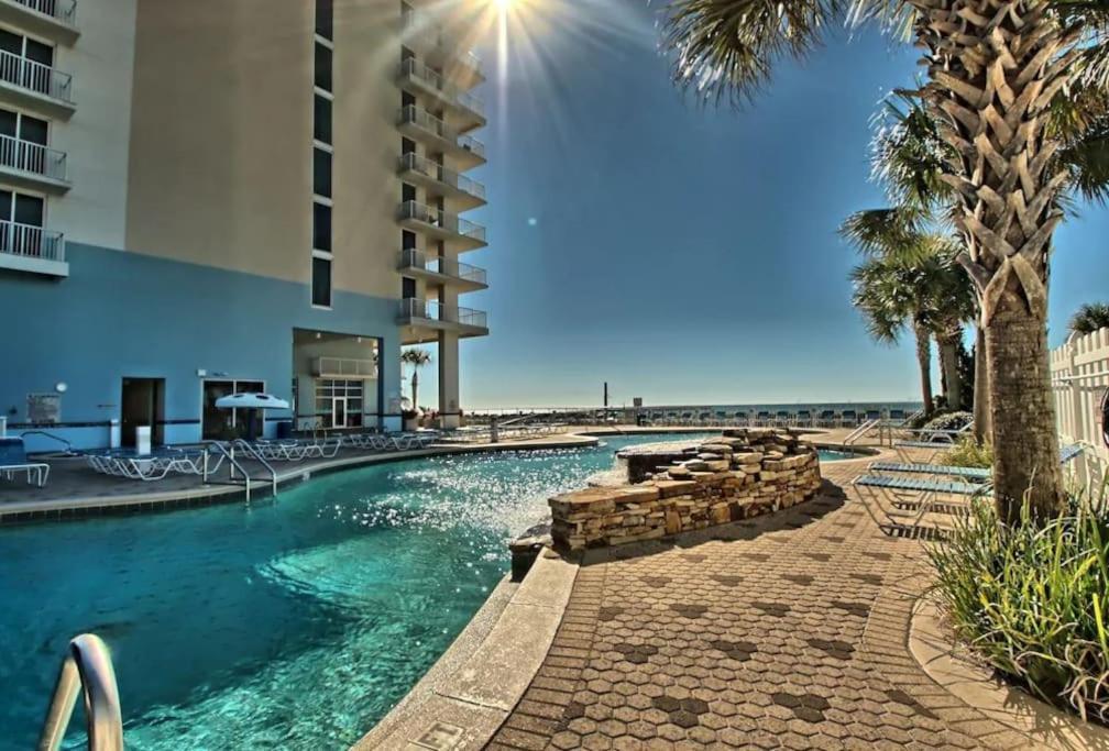 Beachfront #607 At Majestic *