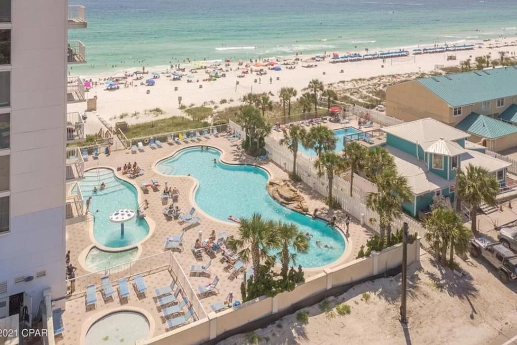 Beachfront #607 At Majestic Apartment