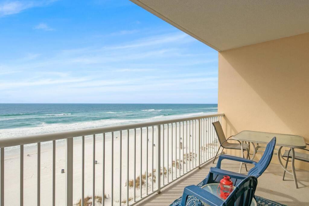Beachfront #607 At Majestic Apartment