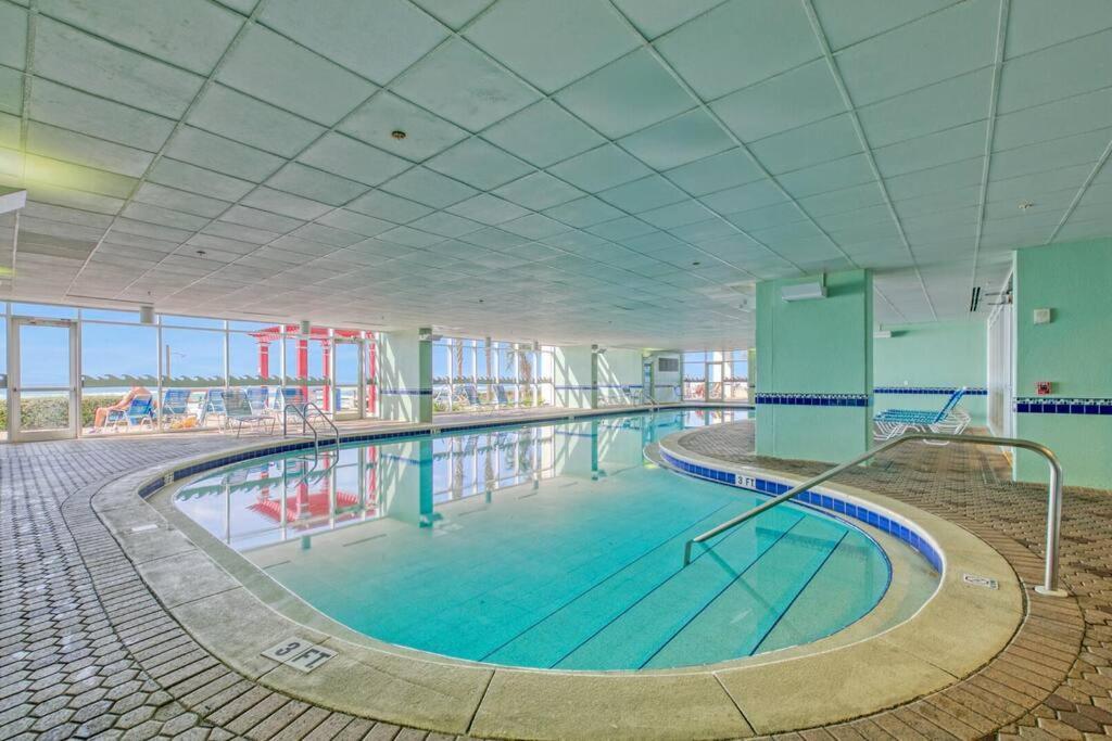 Beachfront #607 At Majestic Panama City Beach