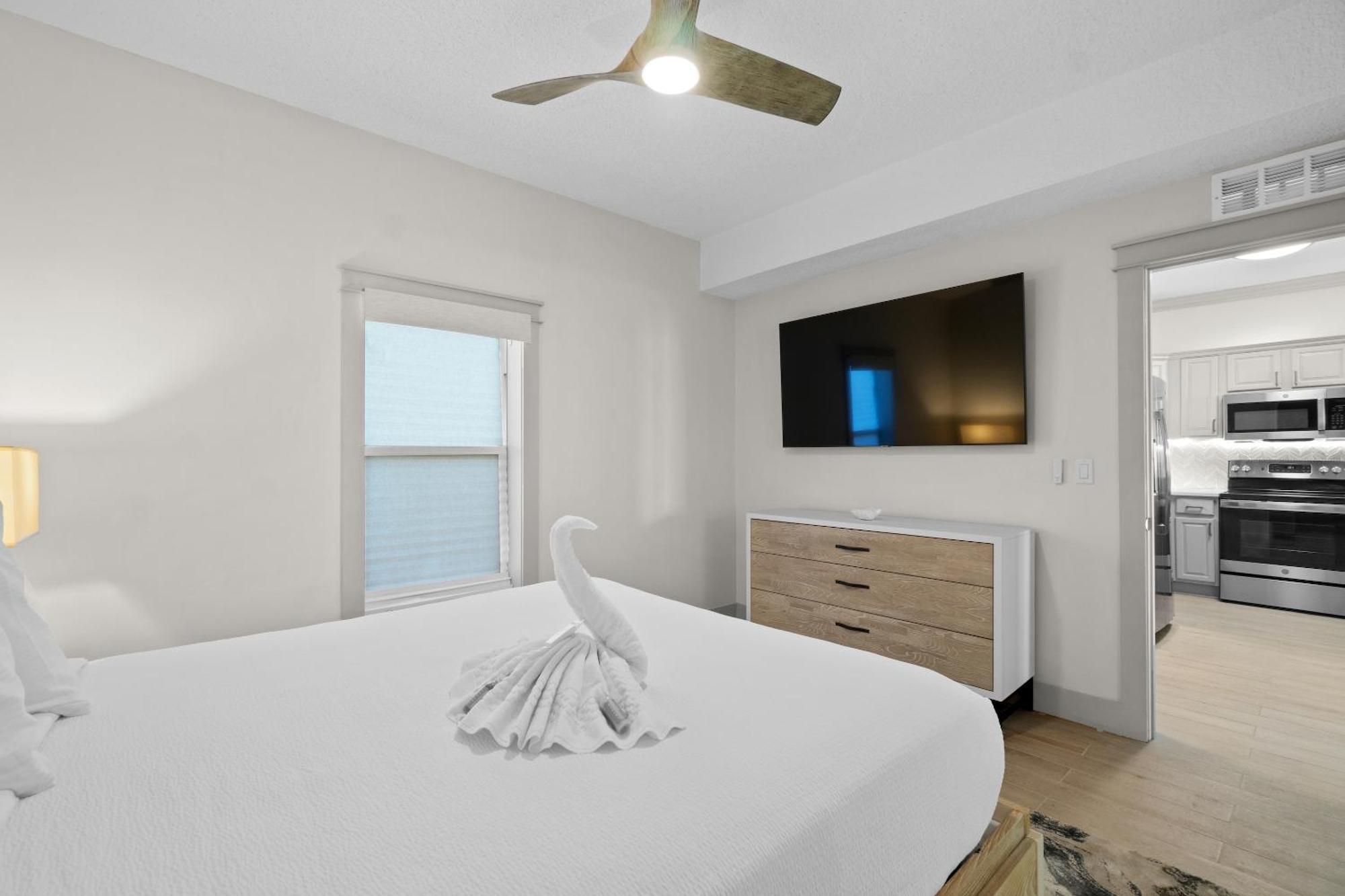 Tropic Winds By Panhandle Getaways Apartment *