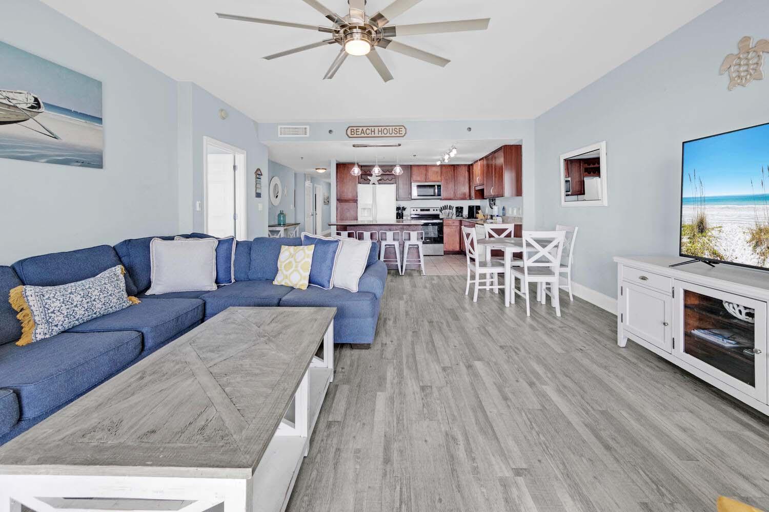 Laketown Wharf 1120 By Emerald Coast Retreats