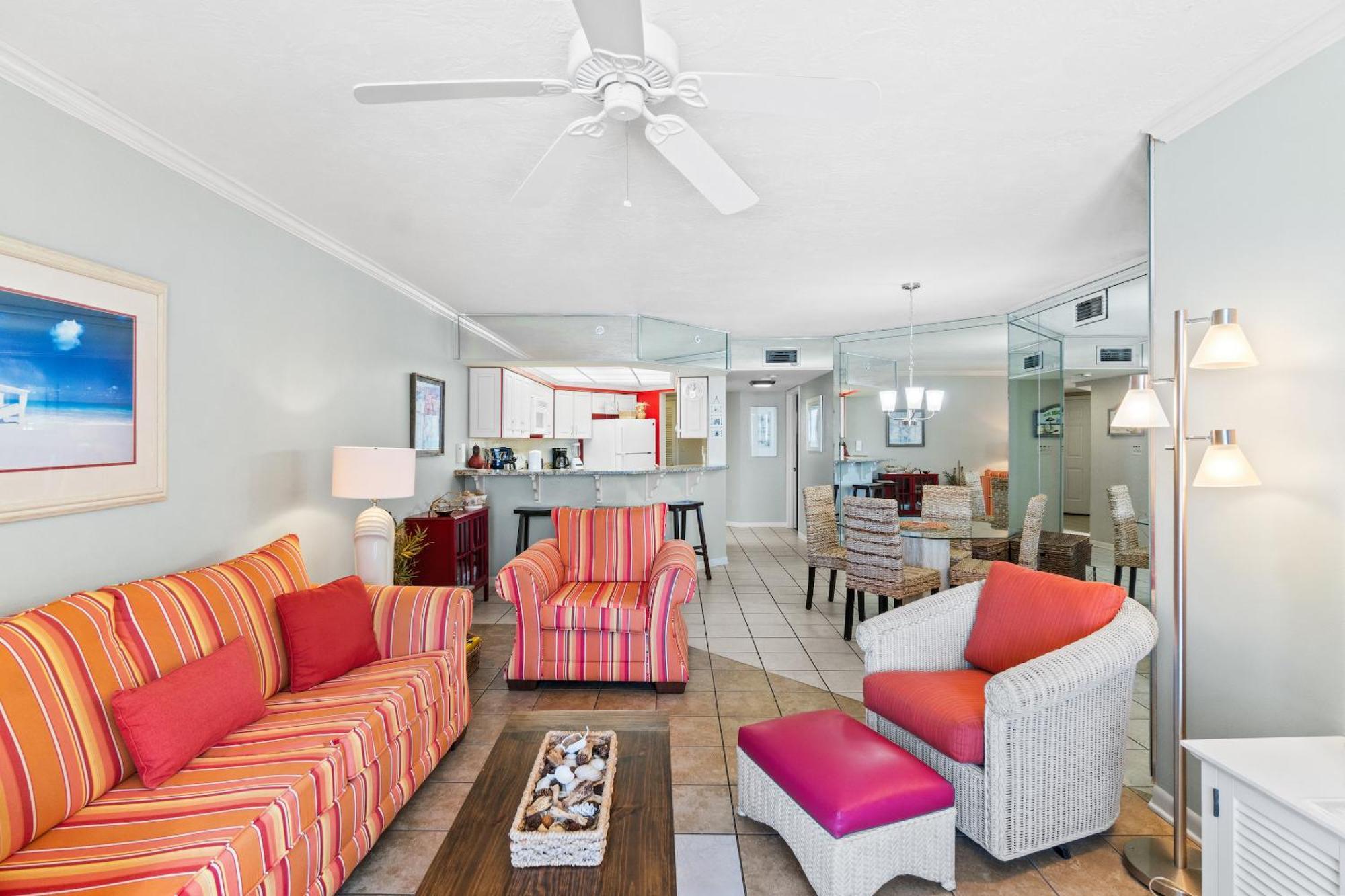 Summerhouse By Panhandle Getaways *