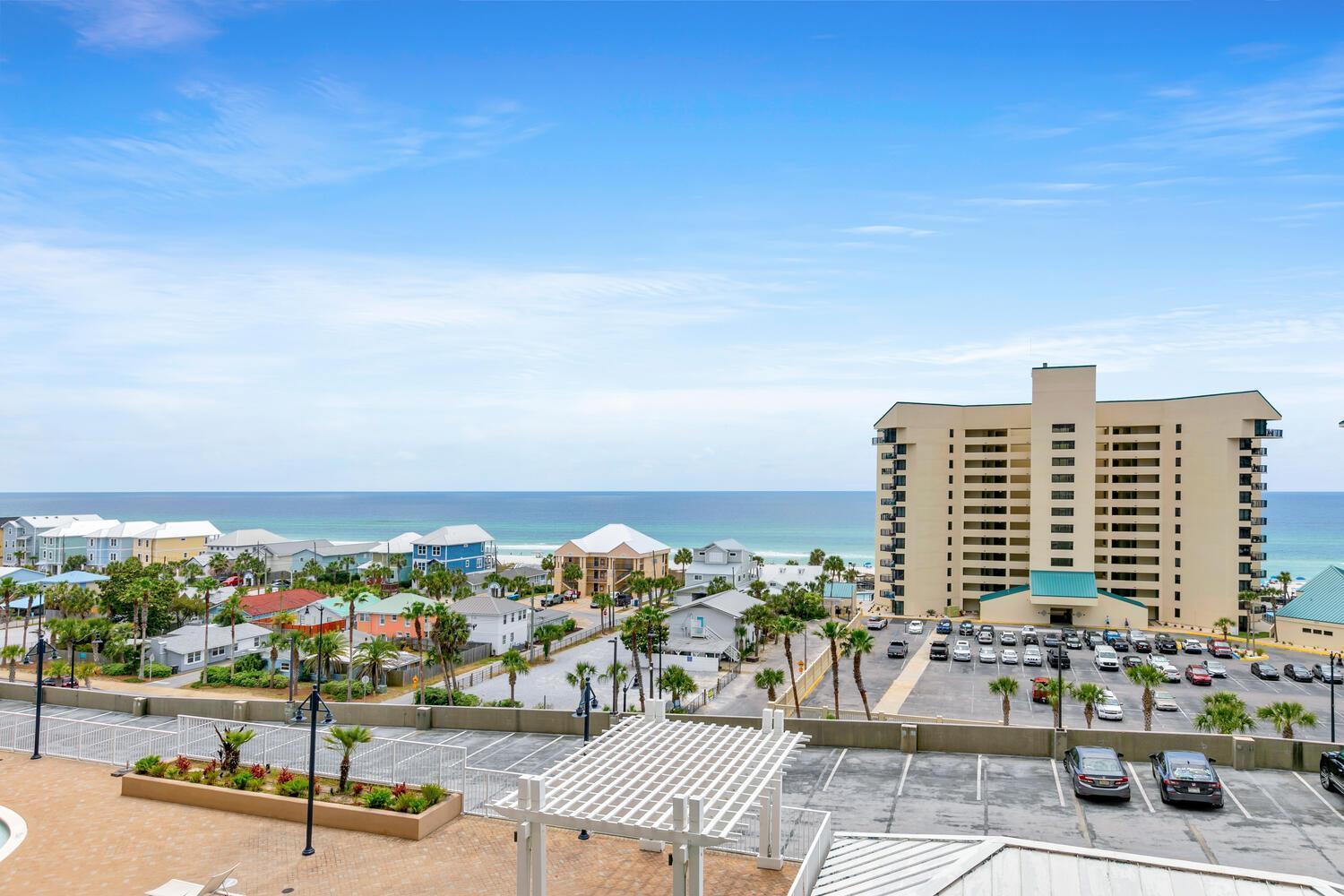 Laketown Wharf 607 Holiday home