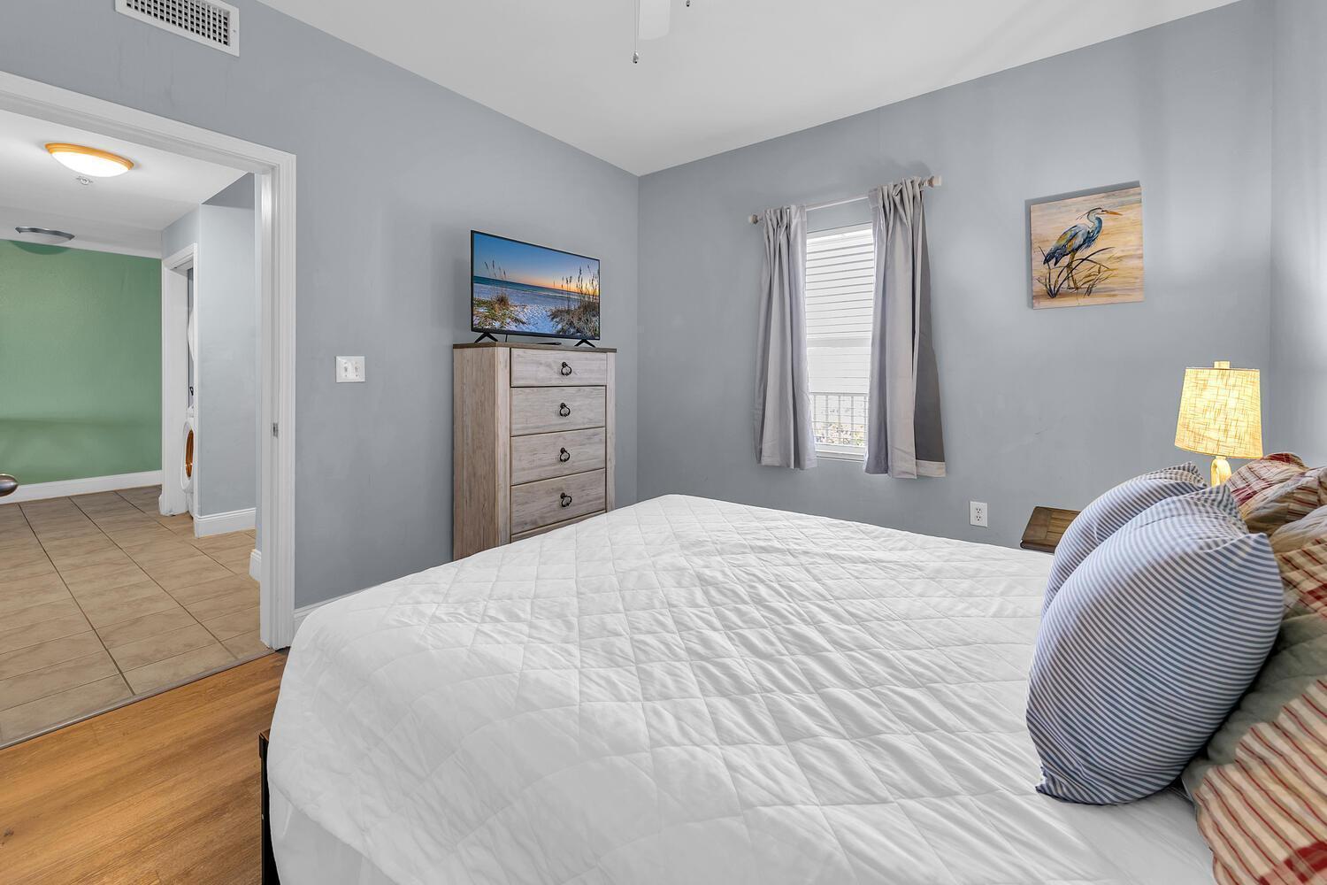 Laketown Wharf 607 Holiday home