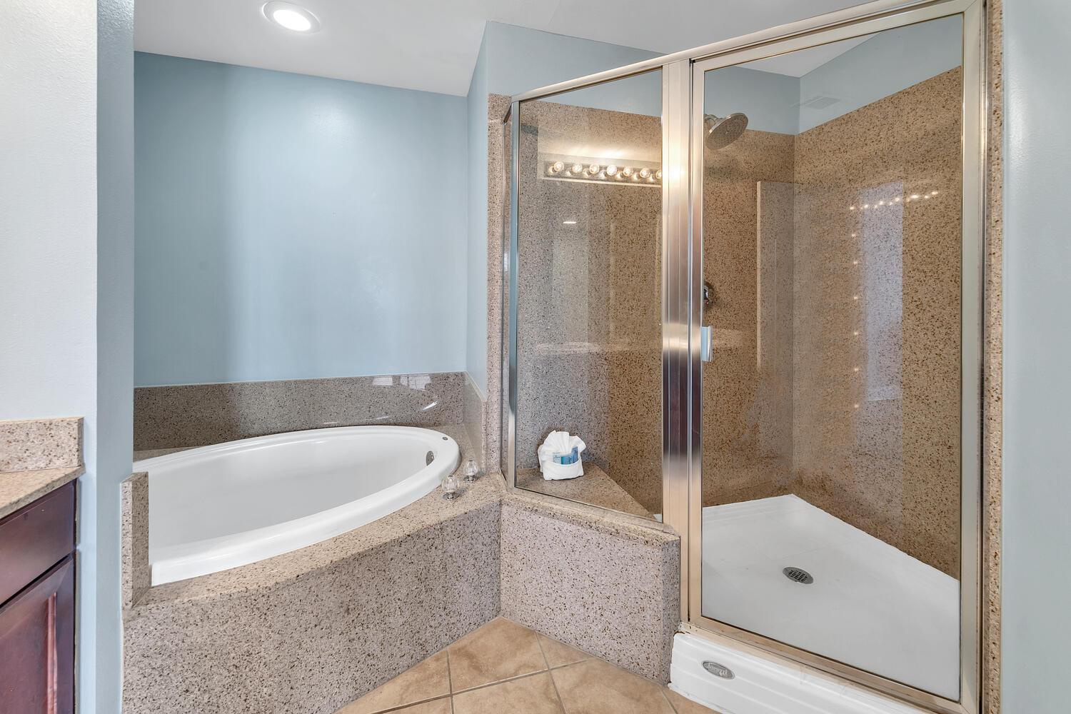 Holiday home Laketown Wharf 607 *