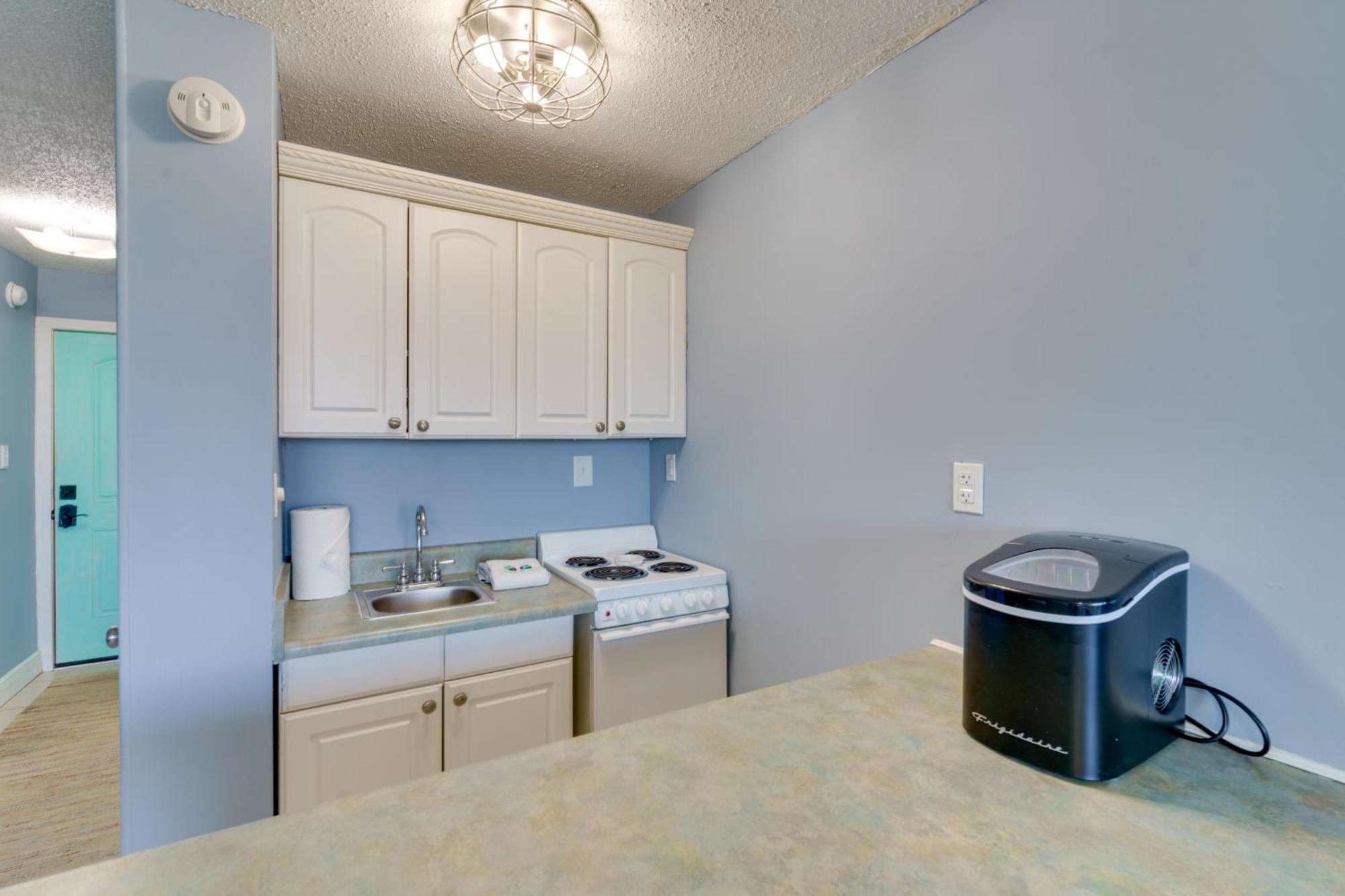 Panama With Amenities! * Panama City Beach
